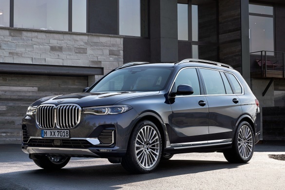 BMW X7 M Sport rental in St. Petersburg