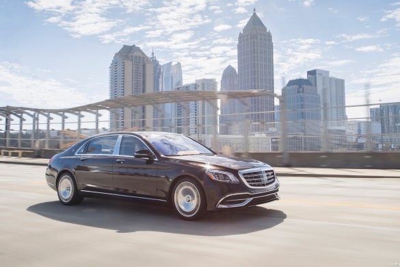 Аренда автомобиля Mercedes-Benz Maybach S450 в Санкт-Петербурге